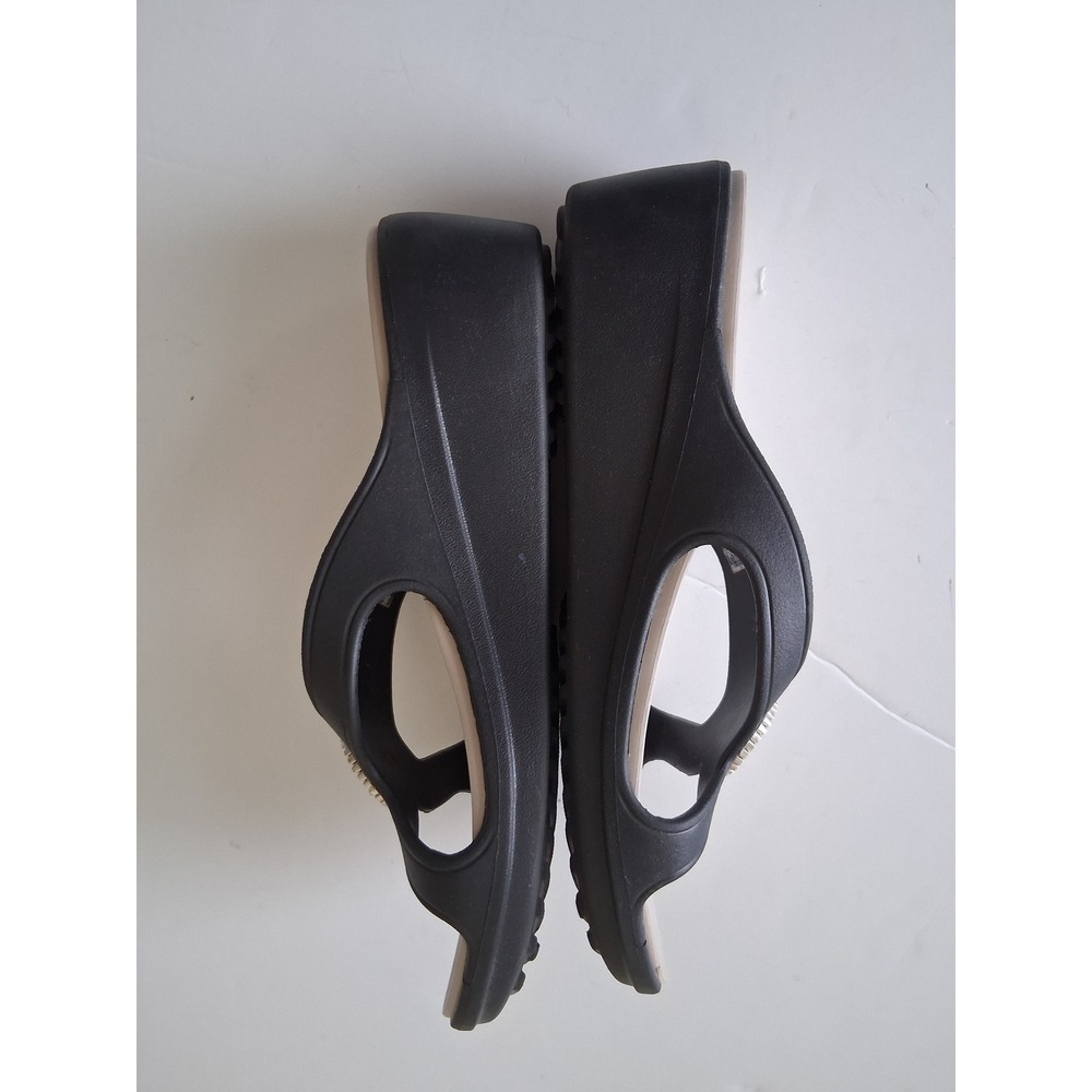Crocs Wedge Sandals Sz 11W Black Grey Embellished Rhinestone Dual Comfort Travel - Picture 7 of 8